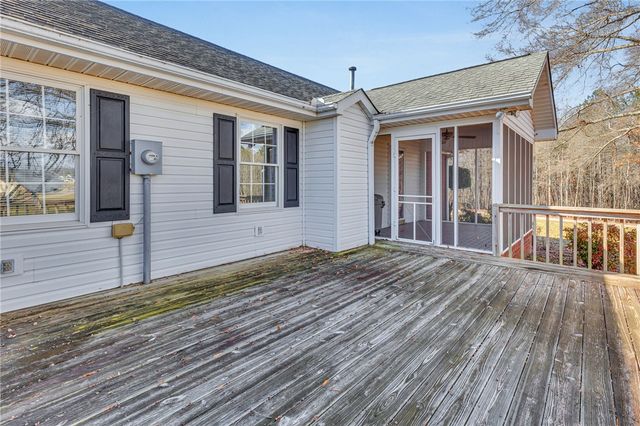 1142 Fox Squirrel Ridge Road, Pickens, SC 29671