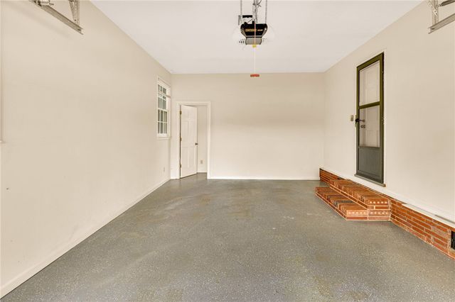 1142 Fox Squirrel Ridge Road, Pickens, SC 29671