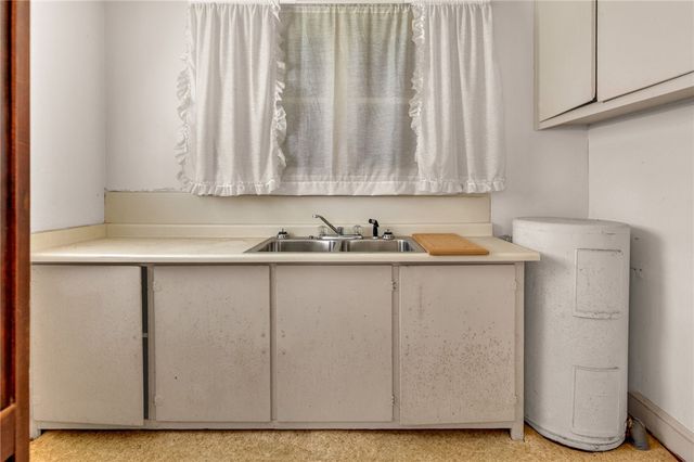 1142 Fox Squirrel Ridge Road, Pickens, SC 29671