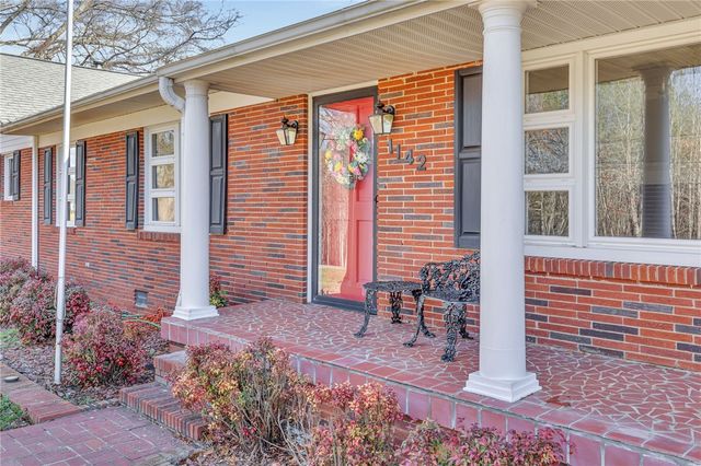 1142 Fox Squirrel Ridge Road, Pickens, SC 29671