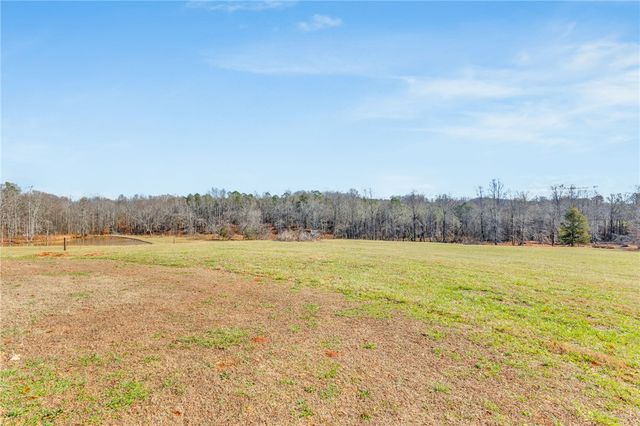 1142 Fox Squirrel Ridge Road, Pickens, SC 29671