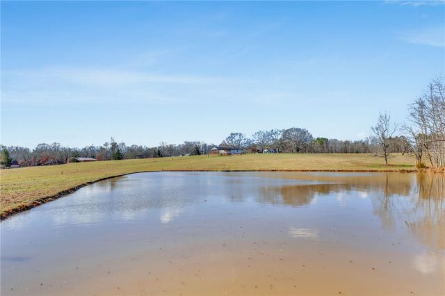 1142 Fox Squirrel Ridge Road, Pickens, SC 29671