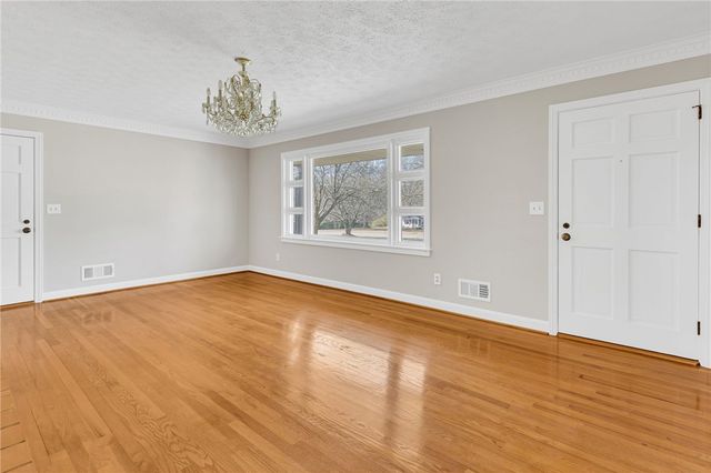 1142 Fox Squirrel Ridge Road, Pickens, SC 29671