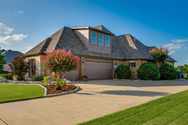 10044 Dennehy Drive, Talty, TX 75126