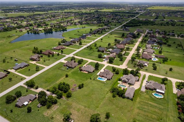 10044 Dennehy Drive, Talty, TX 75126