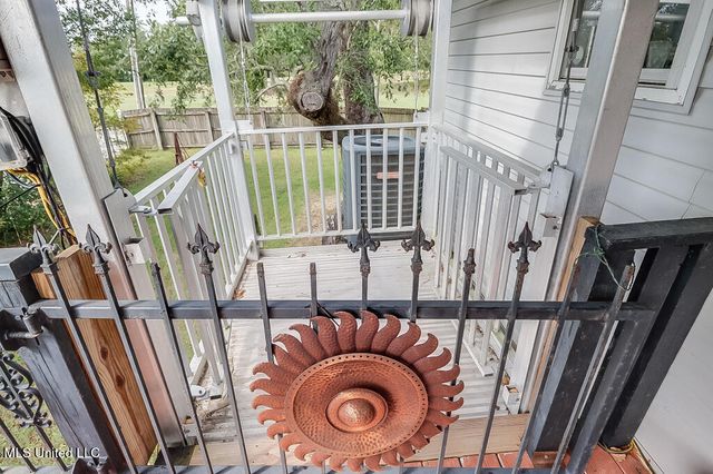 5710 Caldwell Drive, Ocean Springs, MS 39564