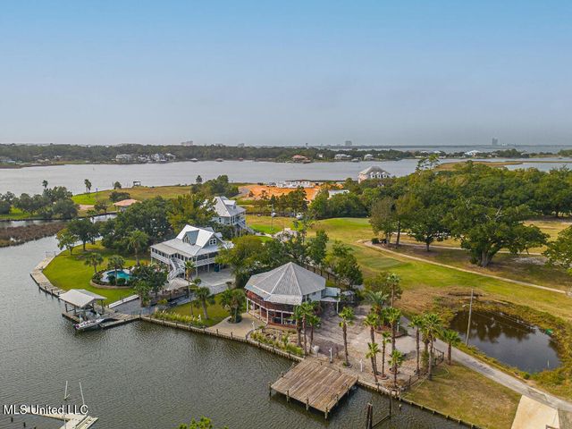 5710 Caldwell Drive, Ocean Springs, MS 39564