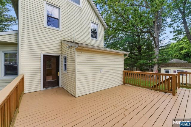 9 Belden Place, Norwood, NJ 07648