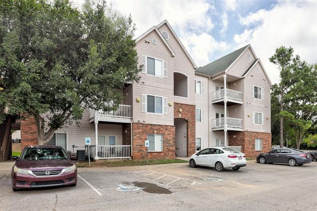 2200 N Classen Boulevard 6126, Norman, OK 73071