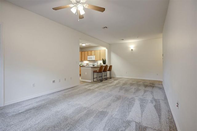 2200 N Classen Boulevard 6126, Norman, OK 73071