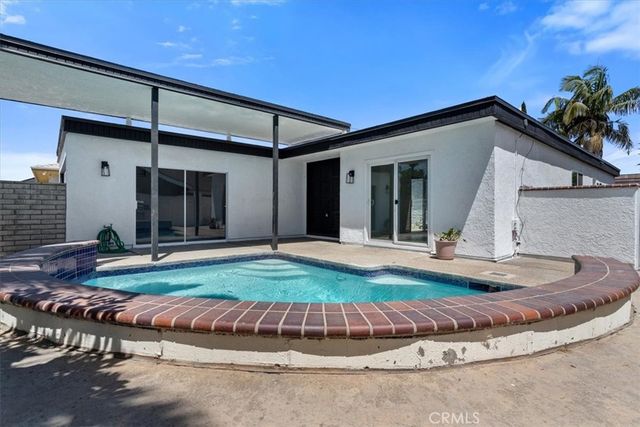 1712 N Glenview Avenue, Anaheim, CA 92807