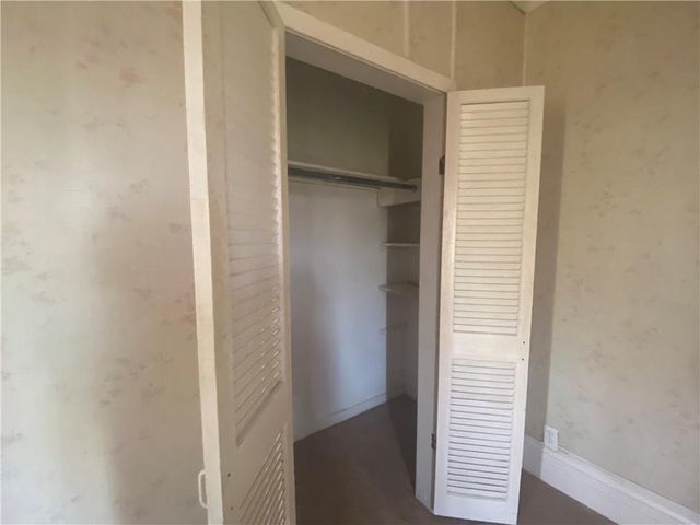 15 E 6th Street, Adrian, MO 64720