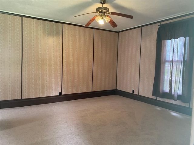 15 E 6th Street, Adrian, MO 64720