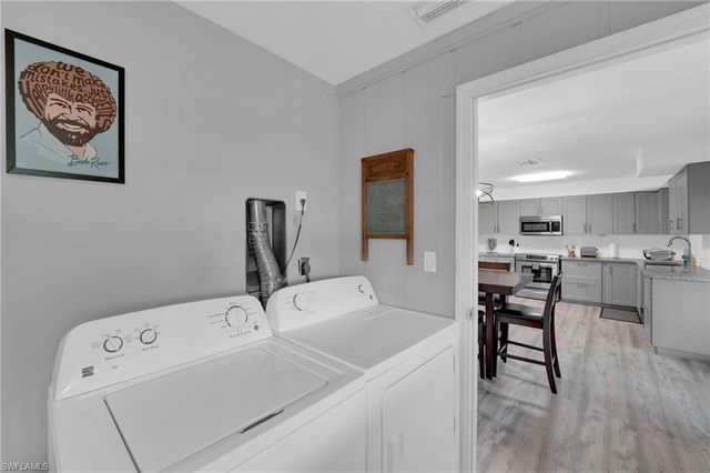 2506 SE 8th AVE, Cape Coral, FL 33904