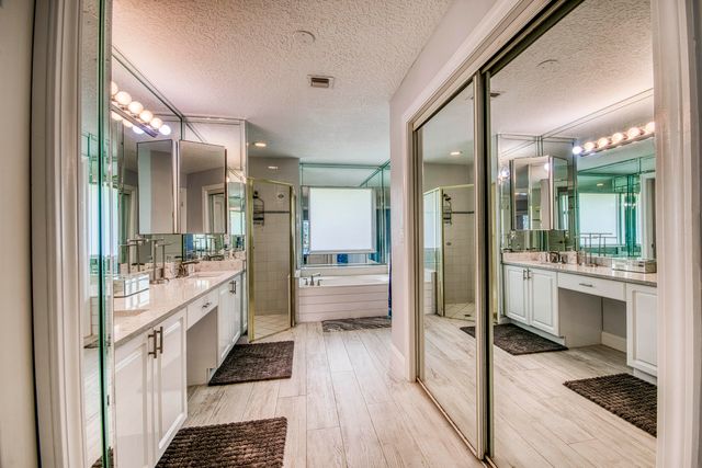 11850 Stonehaven Way, Palm Beach Gardens, FL 33412