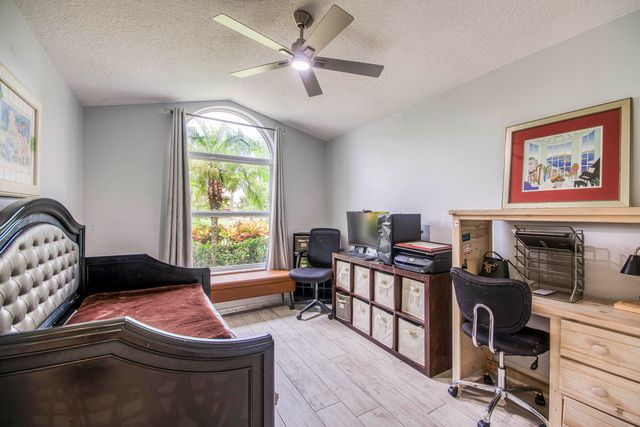 11850 Stonehaven Way, Palm Beach Gardens, FL 33412