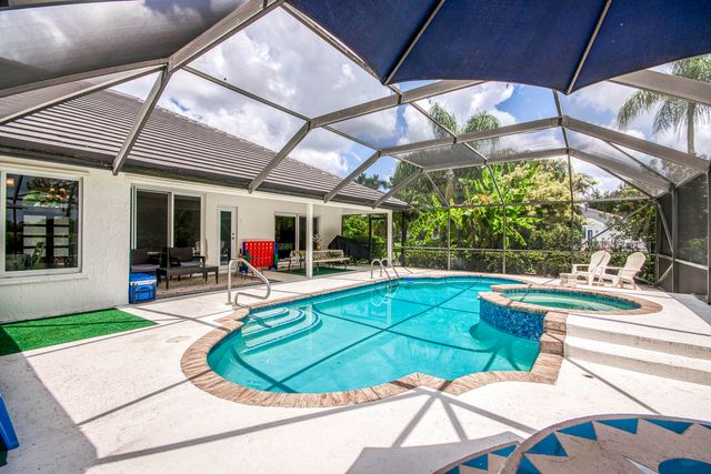 11850 Stonehaven Way, Palm Beach Gardens, FL 33412