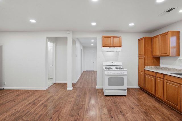 2410 E Gerard, Merced, CA 95341