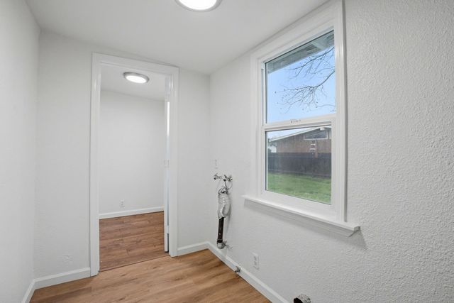 2410 E Gerard, Merced, CA 95341