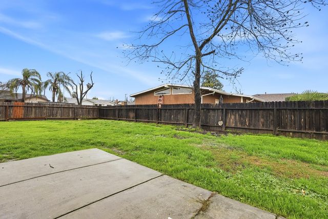 2410 E Gerard, Merced, CA 95341
