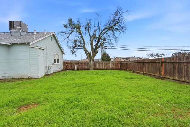 2410 E Gerard, Merced, CA 95341