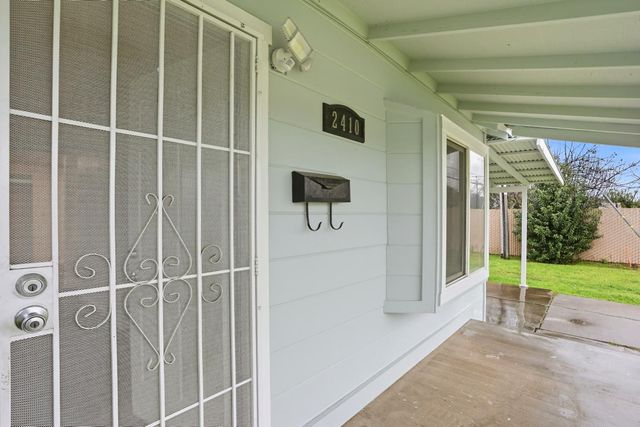 2410 E Gerard, Merced, CA 95341