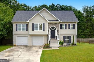 15 Hopkins Breeze, Adairsville, GA 30103