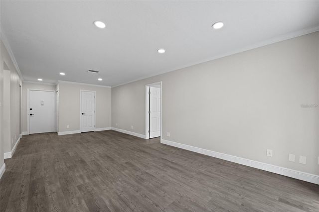 4610 W GRAY STREET 109, Tampa, FL 33609