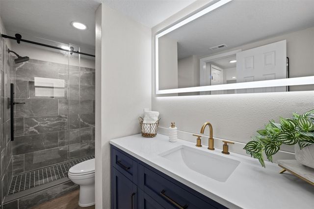 4610 W GRAY STREET 109, Tampa, FL 33609