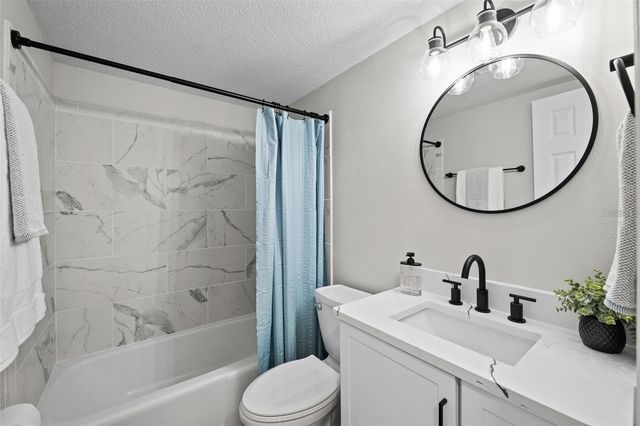 4610 W GRAY STREET 109, Tampa, FL 33609