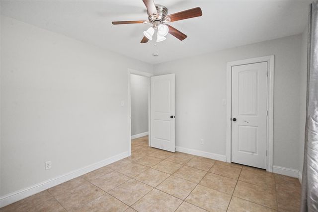 183 County Road 3310b, Cleveland, TX 77327