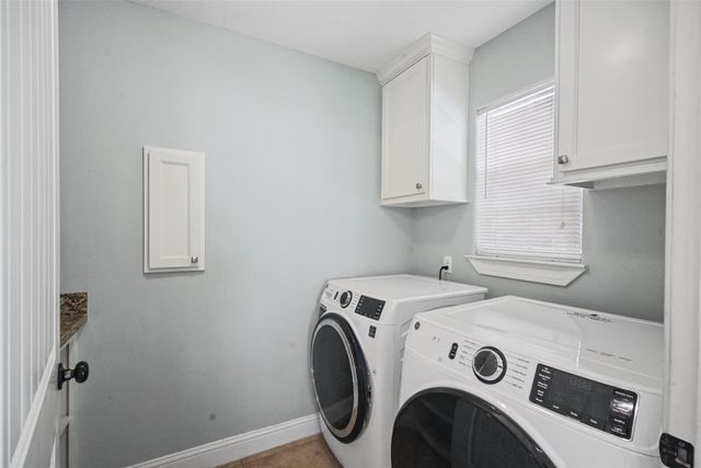 183 County Road 3310b, Cleveland, TX 77327