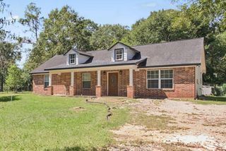 183 County Road 3310b, Cleveland, TX 77327