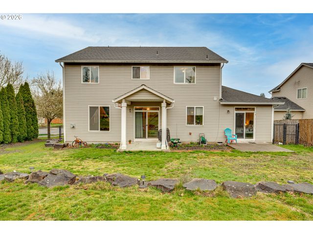 329 S SPRUCE Ave, Yacolt, WA 98675