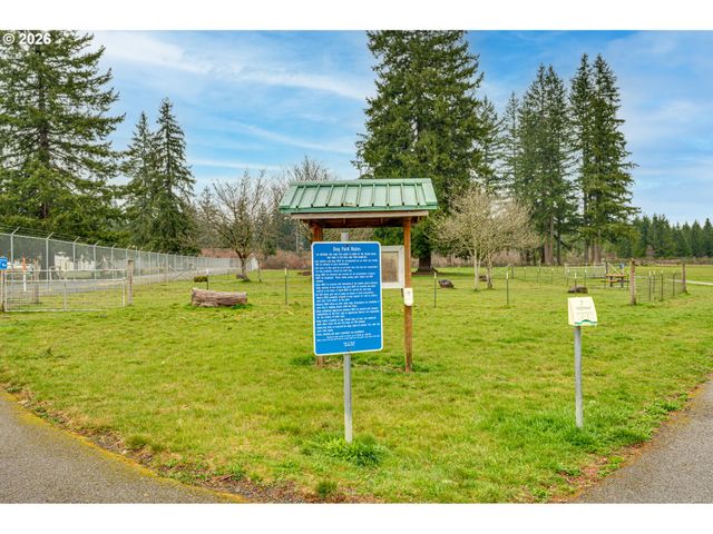 329 S SPRUCE Ave, Yacolt, WA 98675