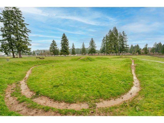 329 S SPRUCE Ave, Yacolt, WA 98675