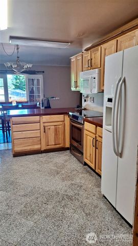1578 Poplar Lane, Camano Island, WA 98282