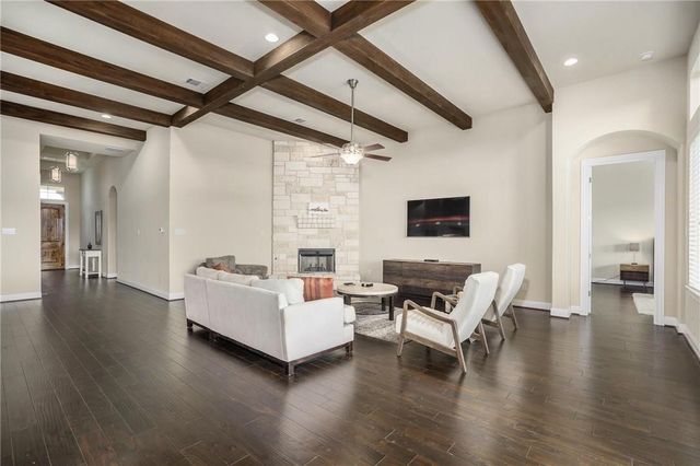 821 RICHARDSON LN, Leander, TX 78641