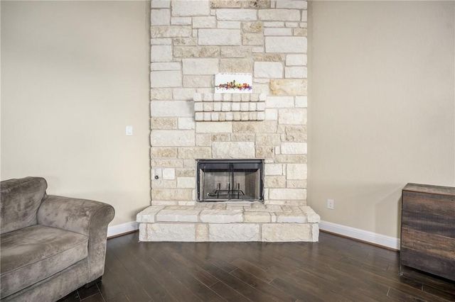 821 RICHARDSON LN, Leander, TX 78641