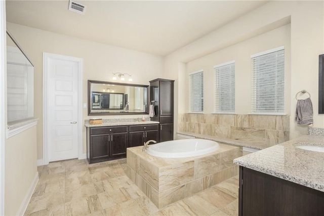 821 RICHARDSON LN, Leander, TX 78641