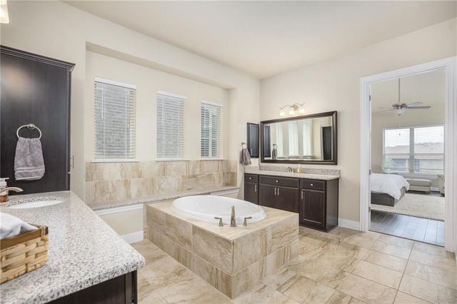 821 RICHARDSON LN, Leander, TX 78641