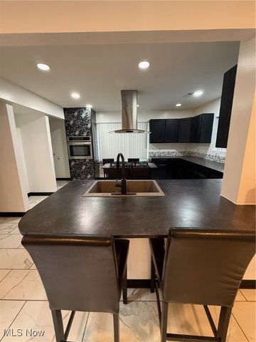 3658 Elmhurst Court, Kent, OH 44240