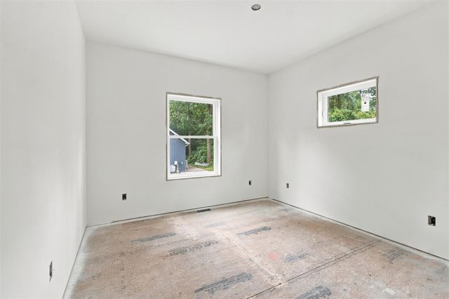 1677 Park Drive, Benton Harbor, MI 49022