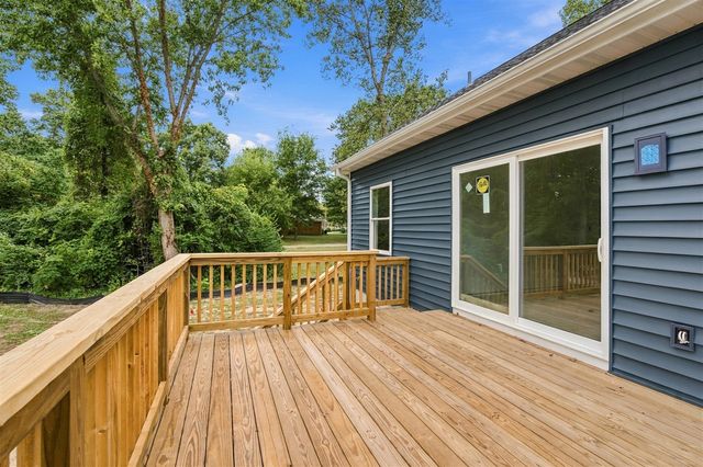 1677 Park Drive, Benton Harbor, MI 49022