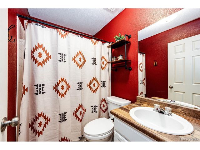 2891 Rose Hill St, Strasburg, CO 80136