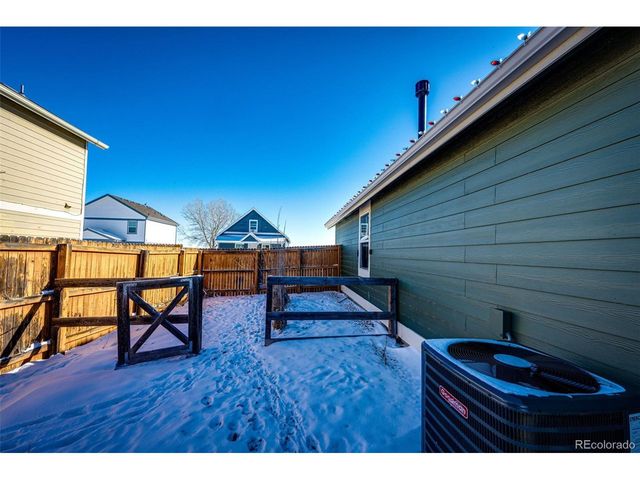 2891 Rose Hill St, Strasburg, CO 80136