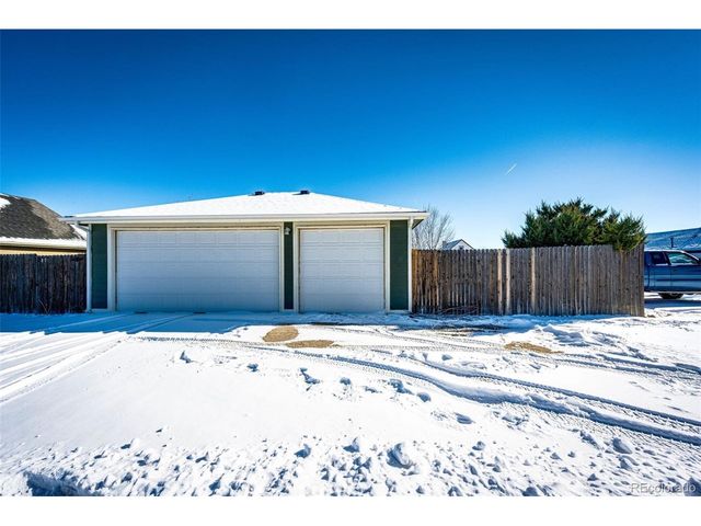 2891 Rose Hill St, Strasburg, CO 80136