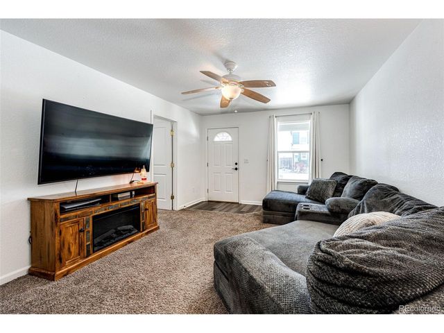 2891 Rose Hill St, Strasburg, CO 80136