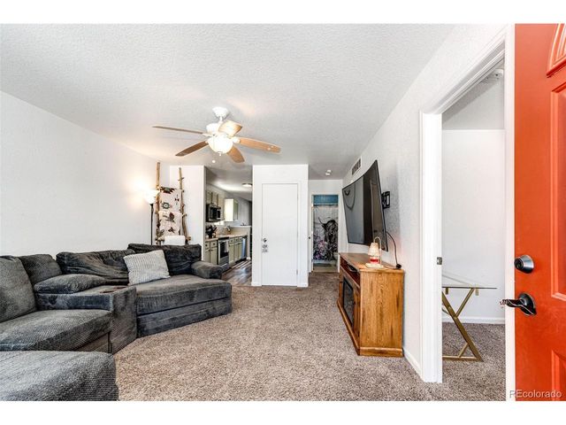 2891 Rose Hill St, Strasburg, CO 80136