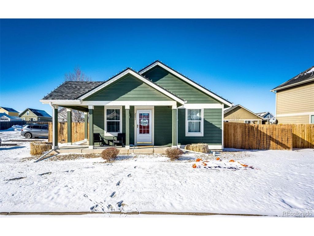 2891 Rose Hill St, Strasburg, CO 80136